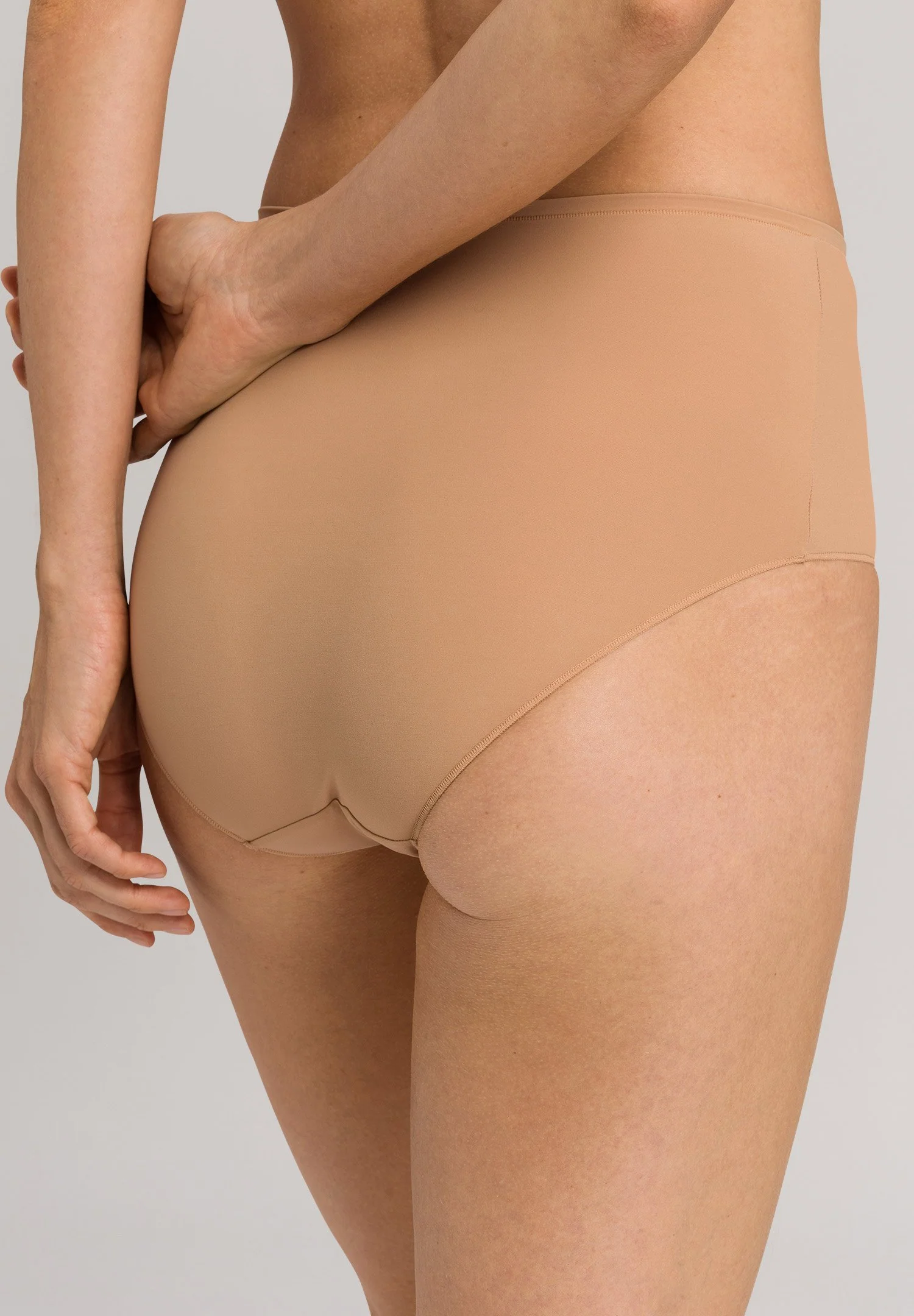 Allure Maxi Briefs | nude 071722-070267 - Image 4
