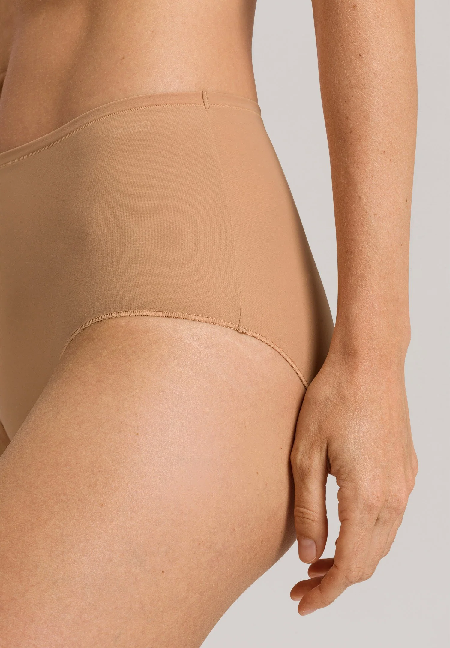 Allure Maxi Briefs | nude 071722-070267 - Image 6