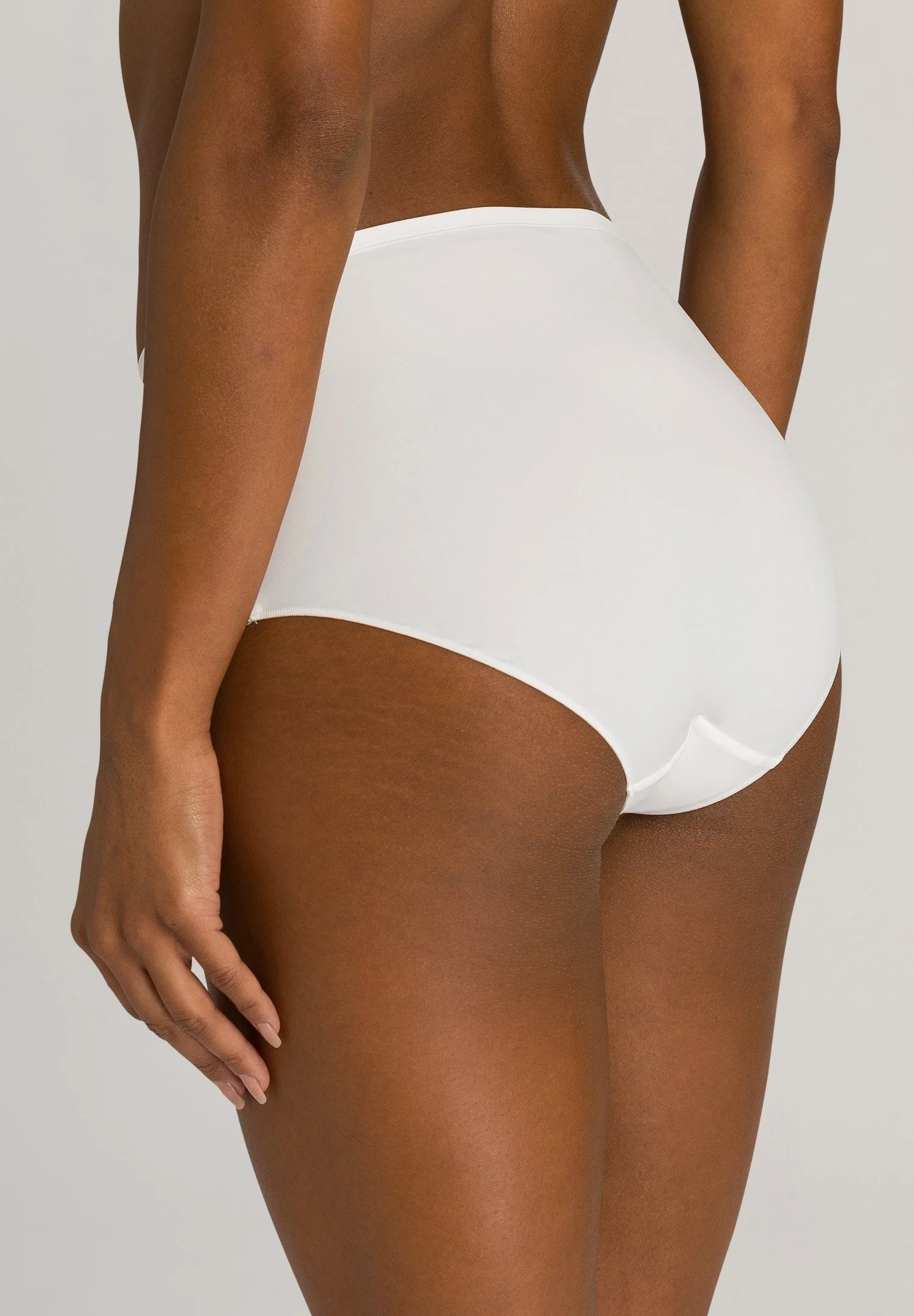 Allure Maxi Briefs | off white 071722-070102 - Image 4