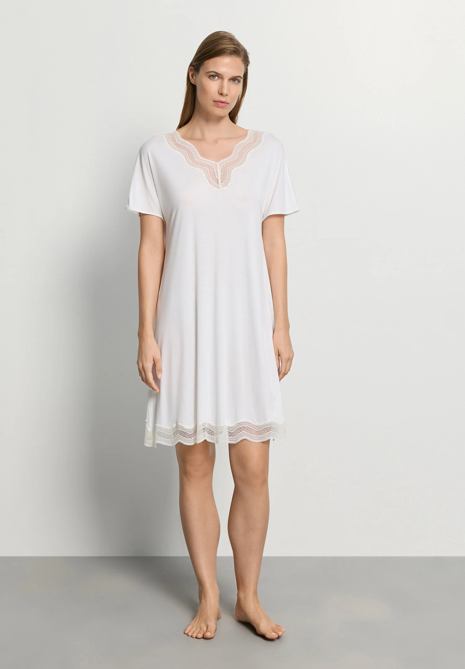 Cira NW S/SLV Nightdress 95cm | off white 074742-070102 - Image 2
