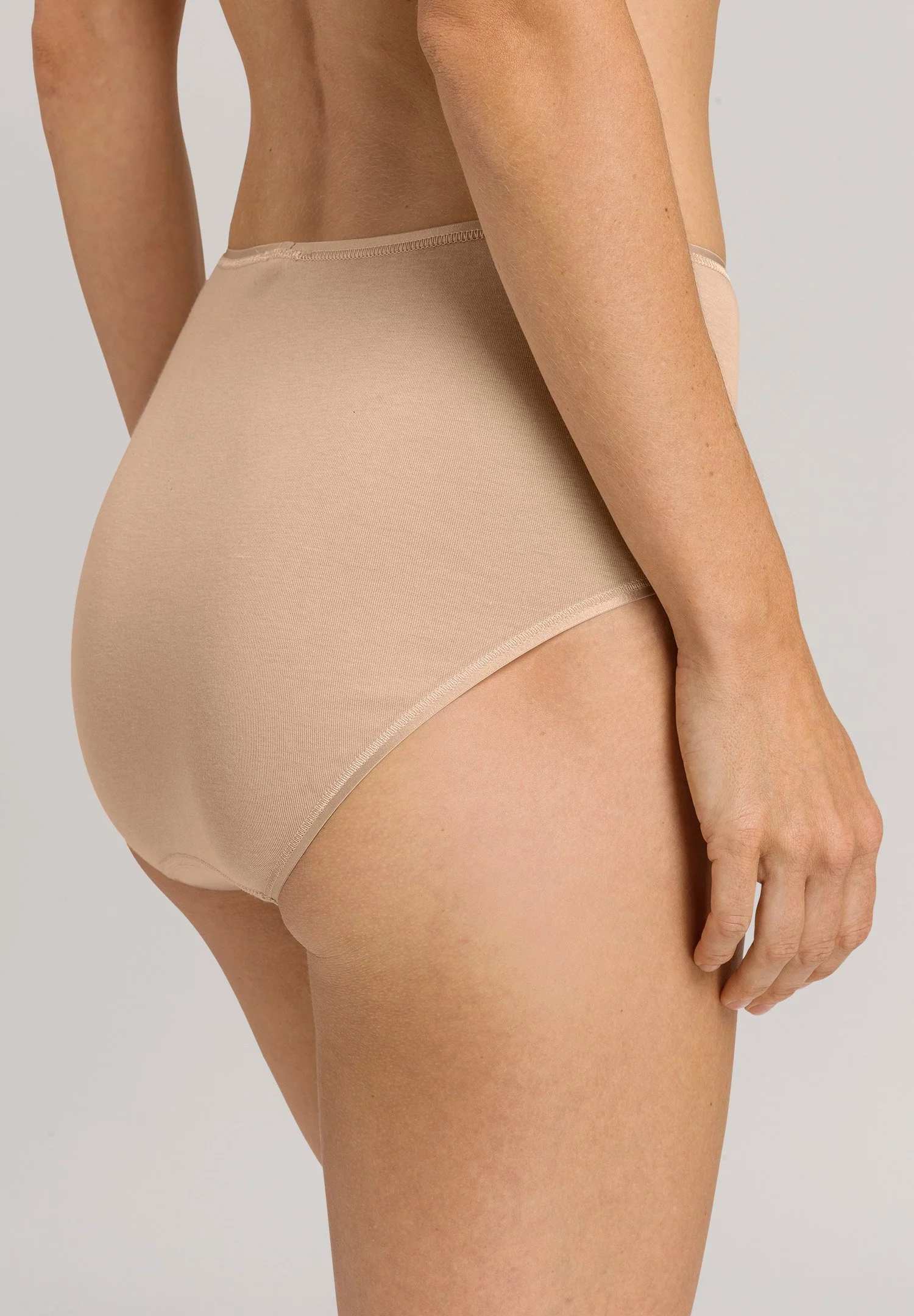 Cotton Seamless Maxi Briefs | beige 071625-070274 - Image 4