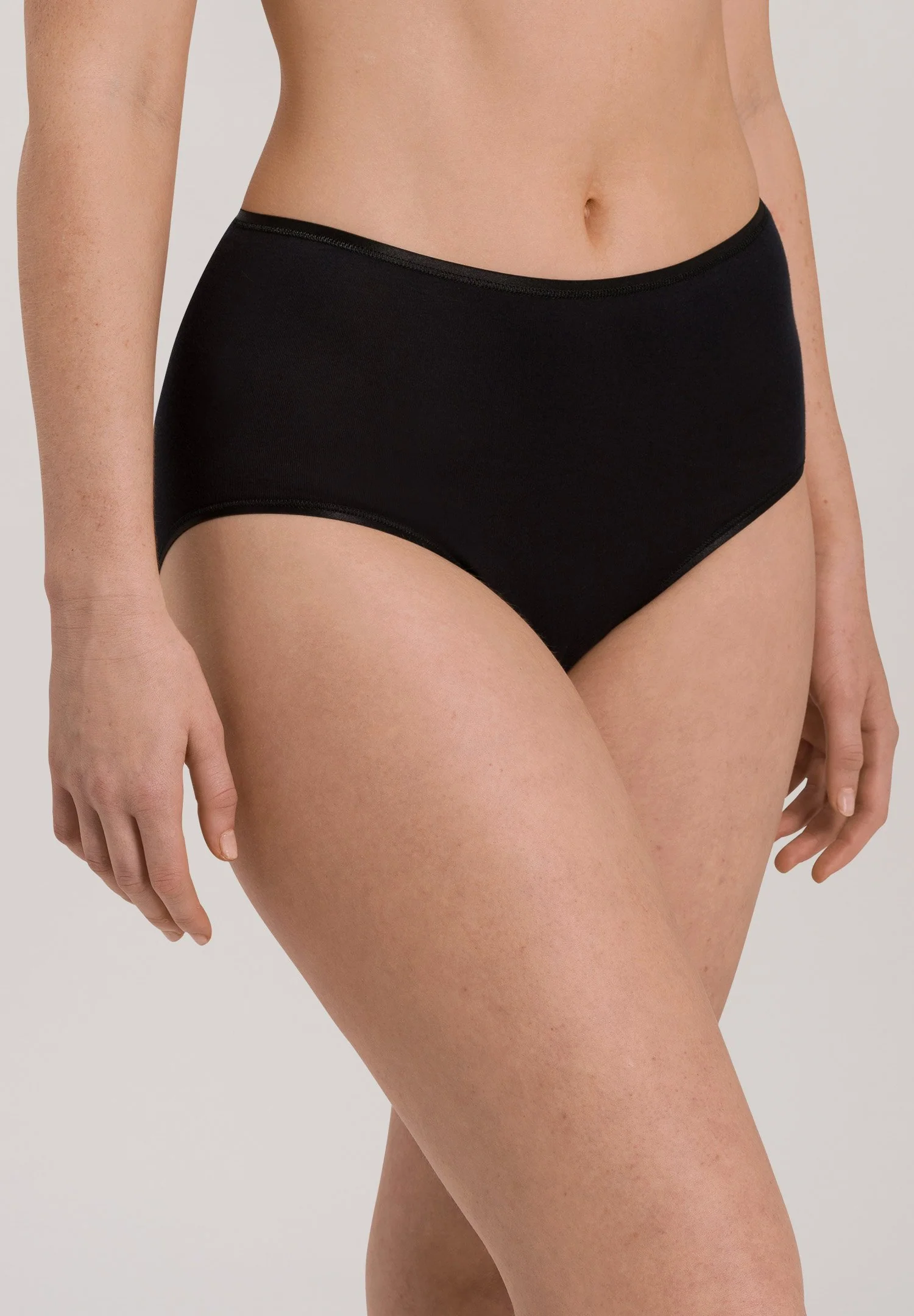 Cotton Seamless Maxi Briefs | black 071625-070019 - Image 2