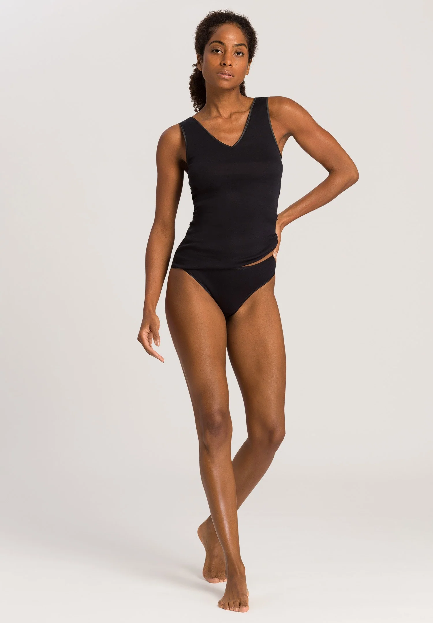 Cotton Seamless Midi Briefs | black 071626-070019 - Image 5