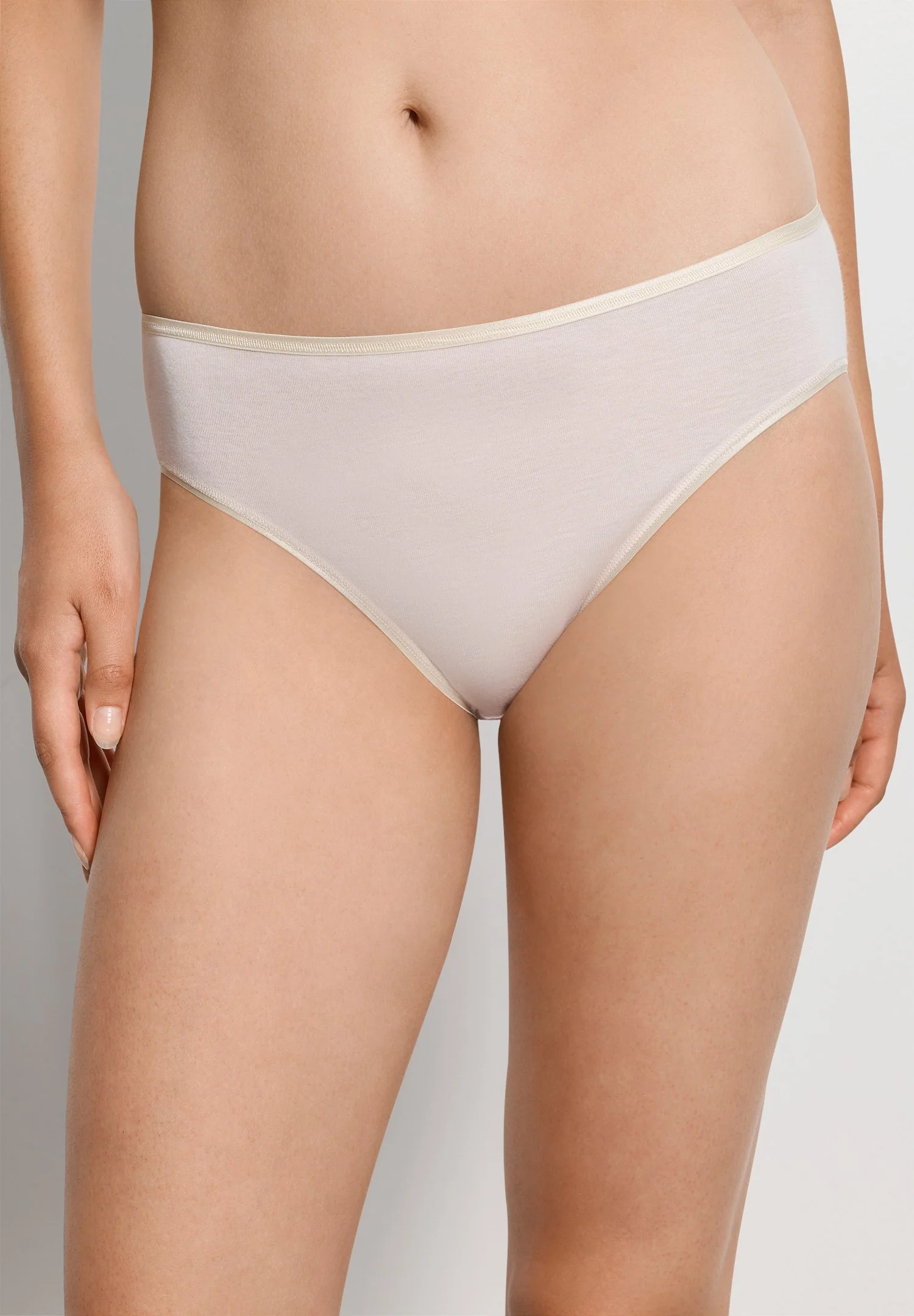 Cotton Seamless Midi Briefs | honeydew 071626-072341 - Image 2