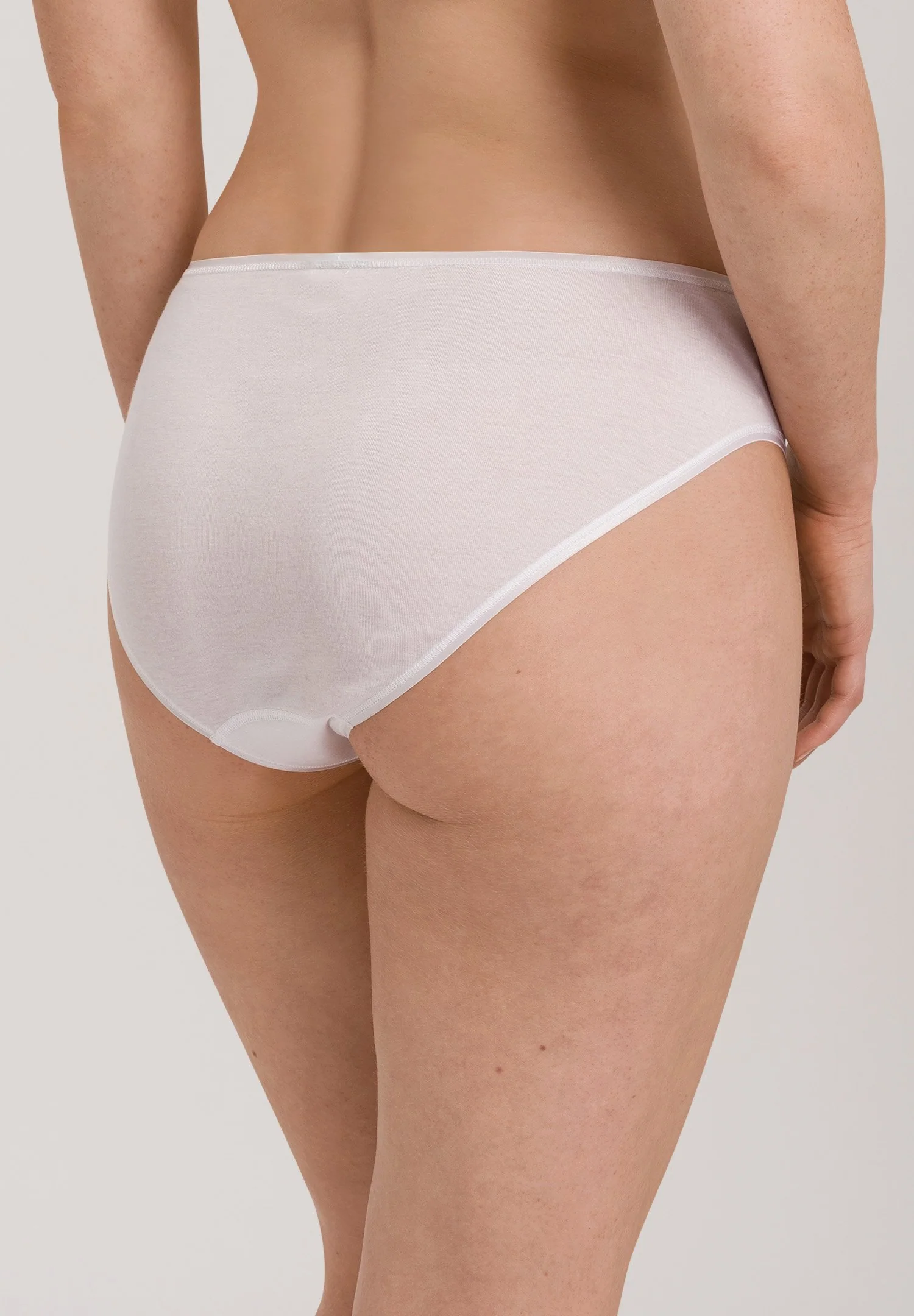 Cotton Seamless Midi Briefs | white 071626-070101 - Image 4