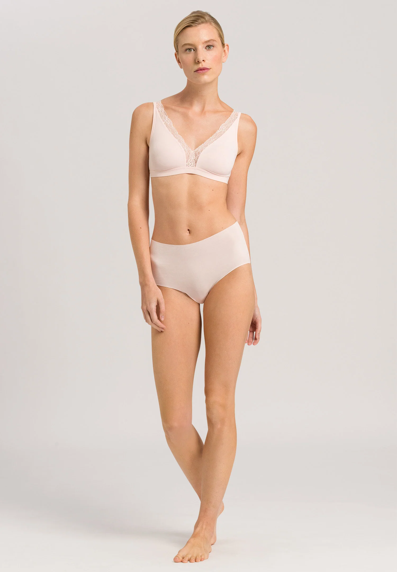 Invisible Cotton Maxi Briefs | powder 079153-071381 - Image 5