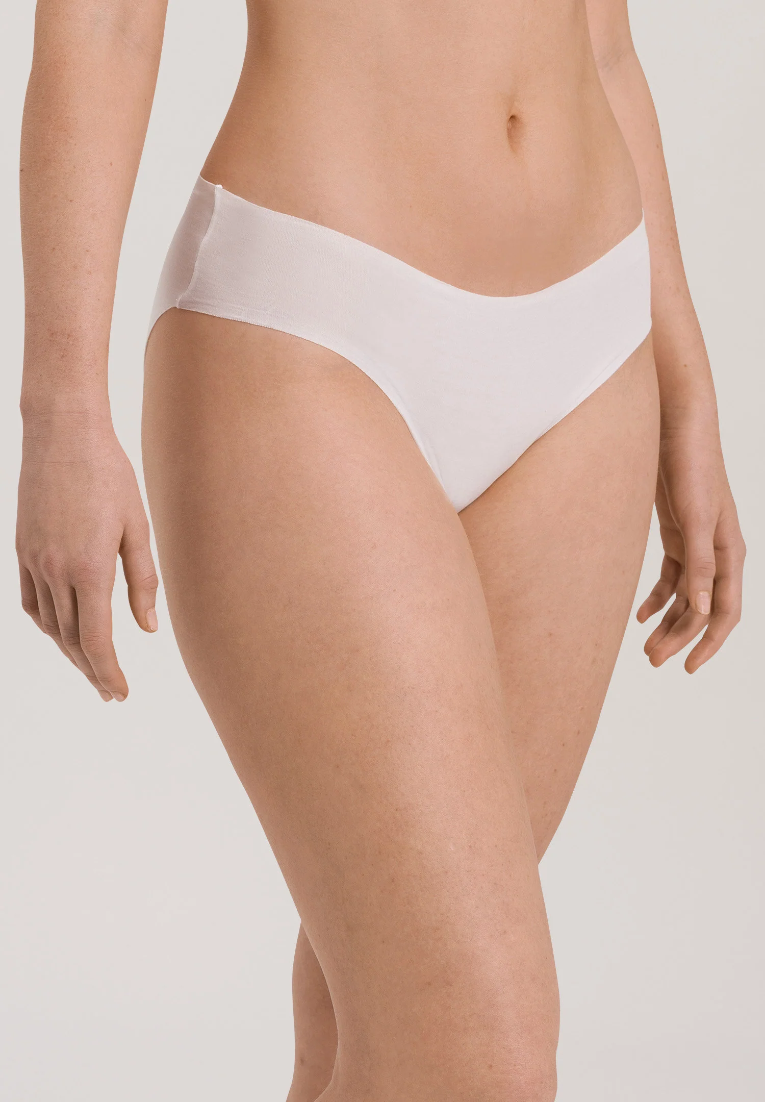 Invisible Cotton Midi Briefs | white 079152-070101 - Image 2