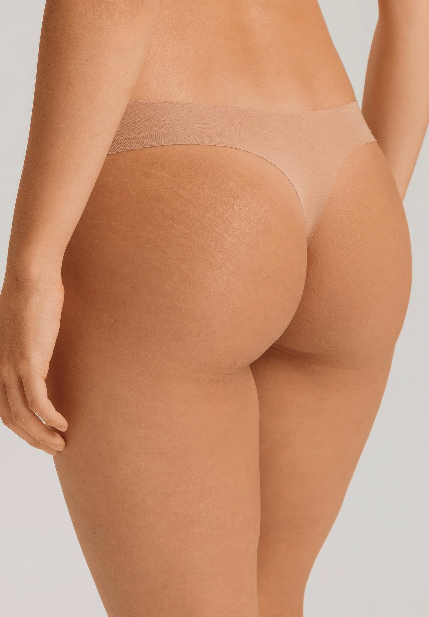 Invisible Cotton Thong | beige 071242-071272 - Image 4