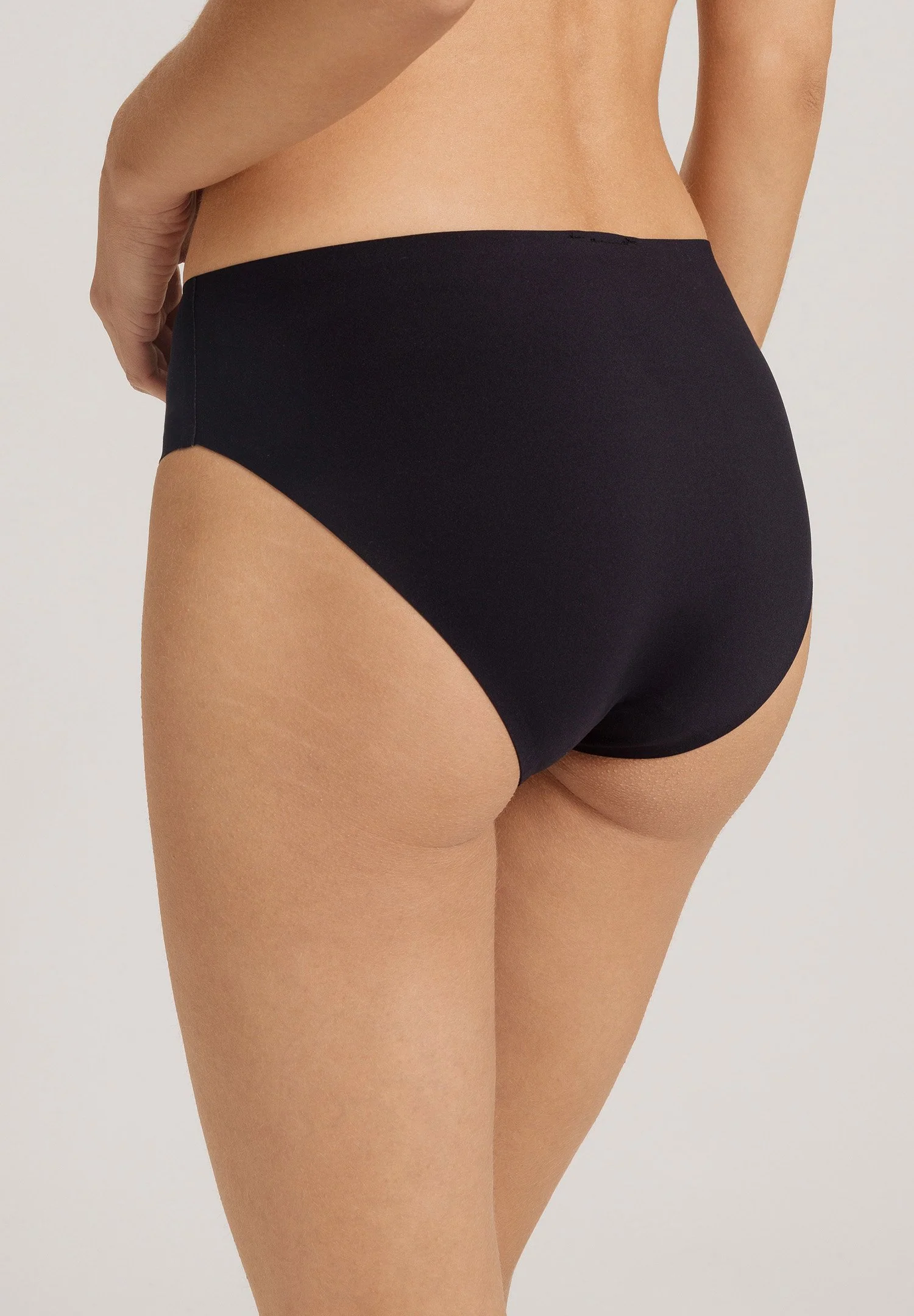 Invisible Touch Midi Briefs | black 071141-070019 - Image 4