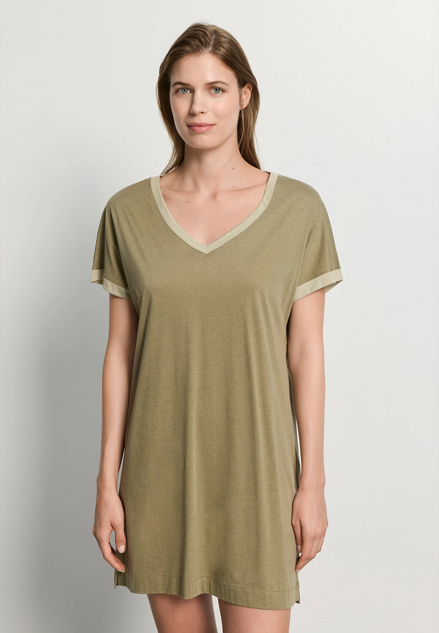 Laura S/SLV Nightdress 85cm | covert green 074264-072727 - Image 2
