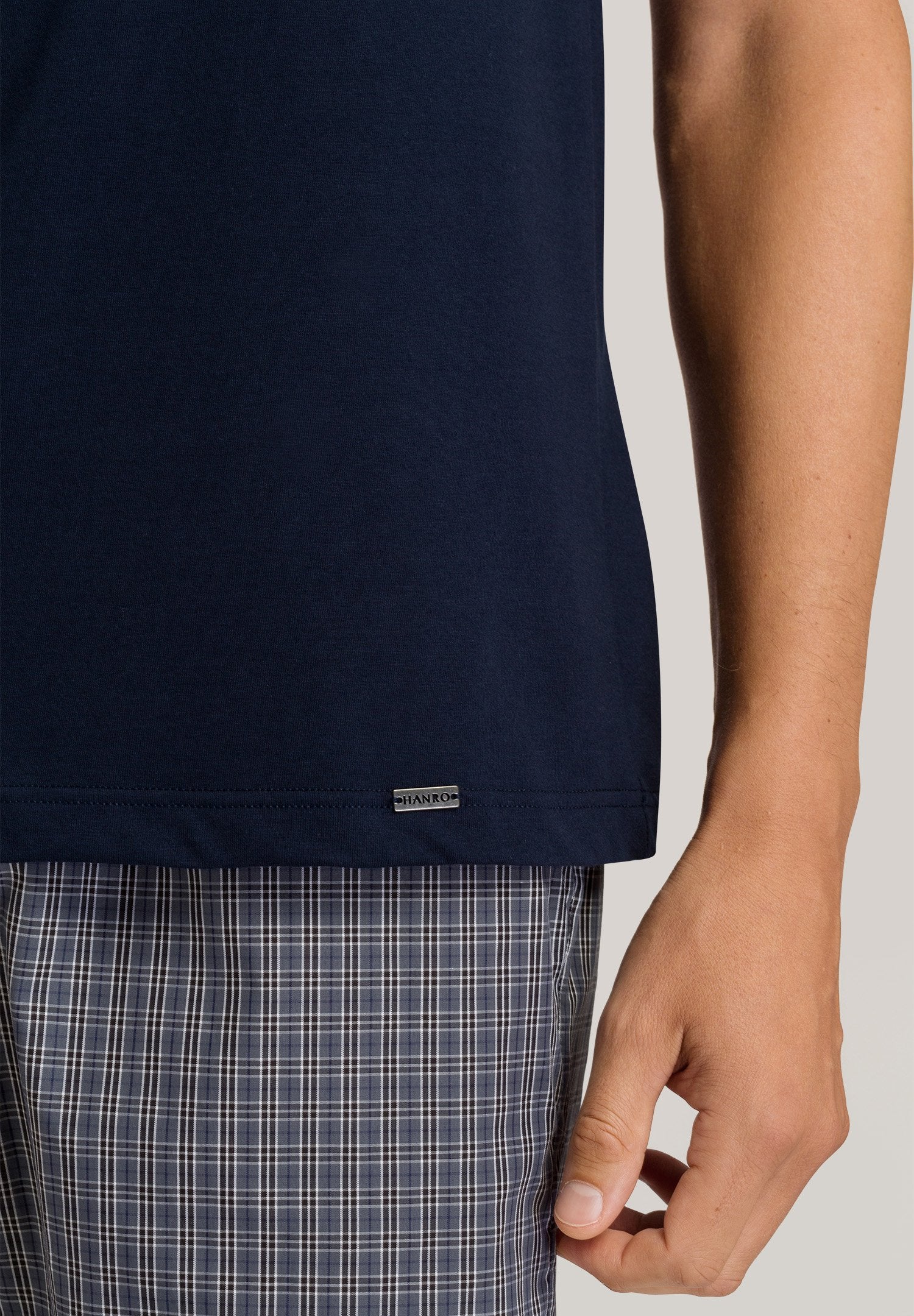 Living Shirts S/SLV Shirt V-Neck | deep navy 075051-071610 - Image 7