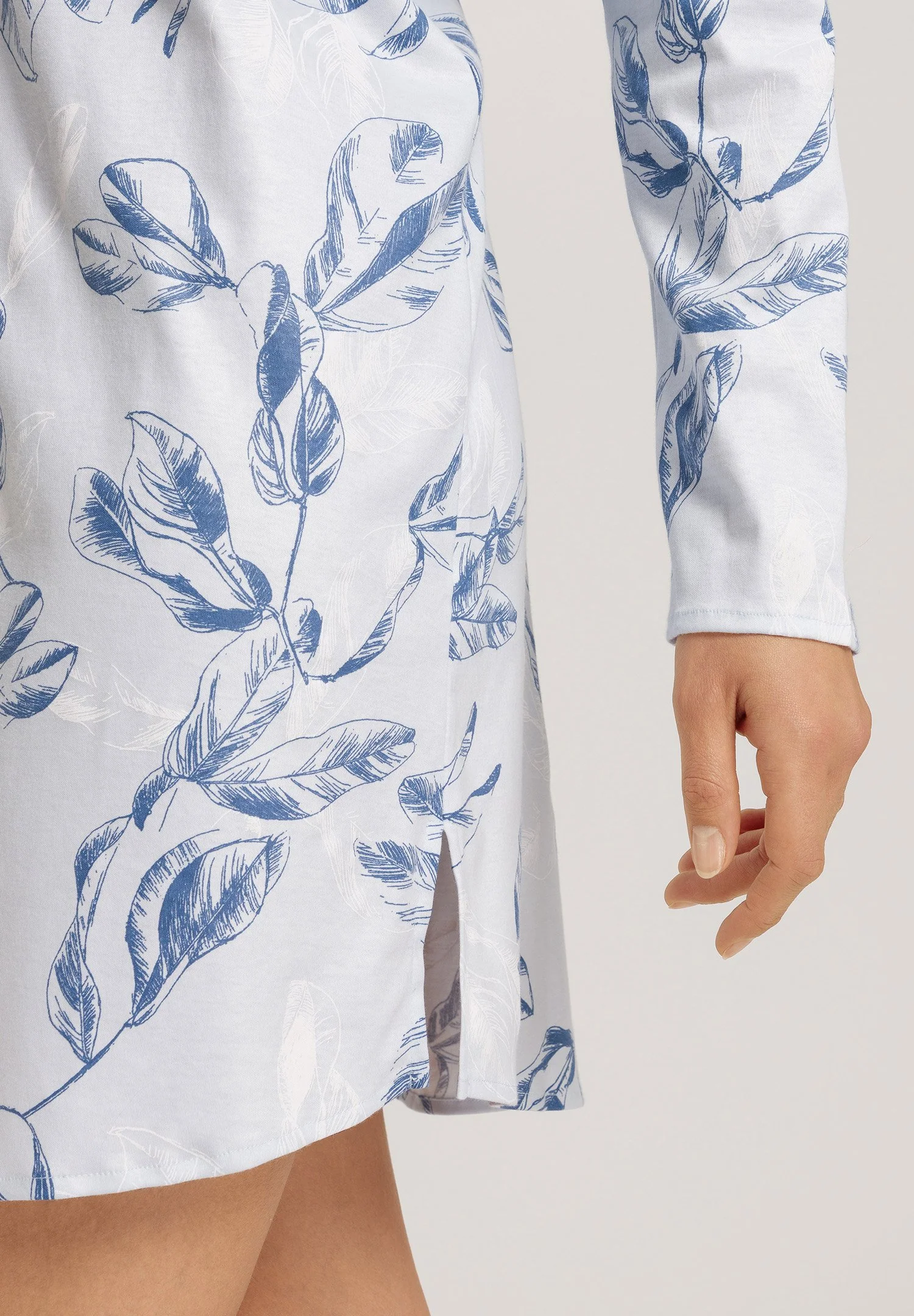 Loungy Nights L/SLV Nightdress 90cm | frosty garden 074970-073052 - Image 7
