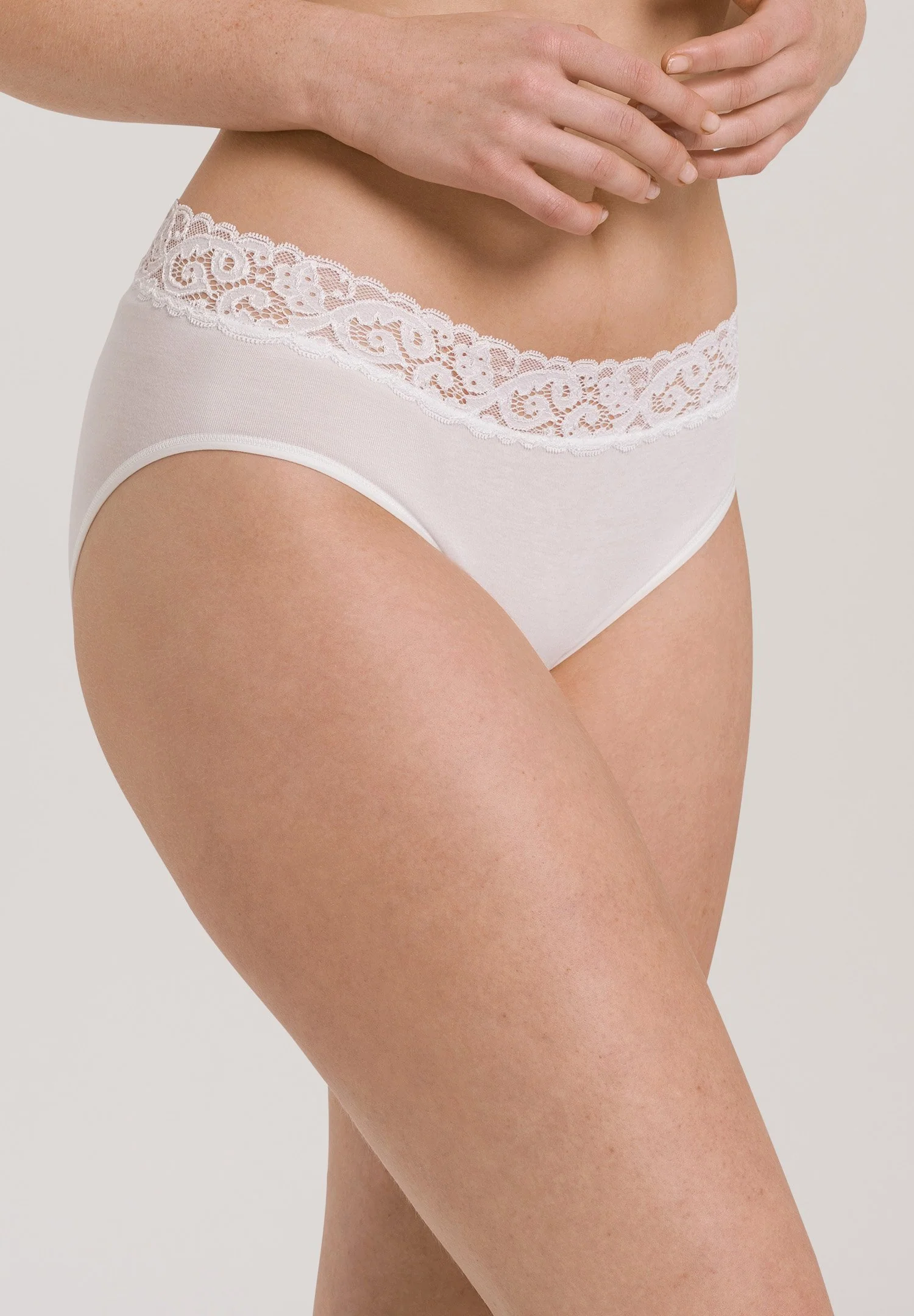 Moments Midi Briefs | white 071482-070101 - Image 2