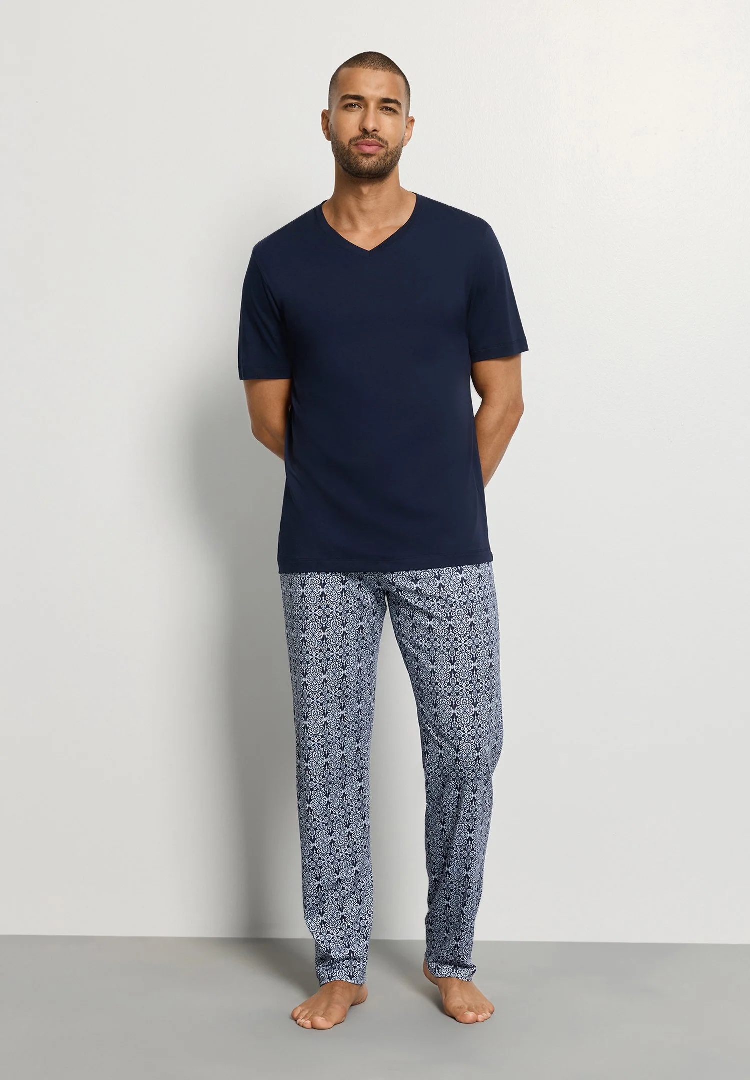 Night & Day S/SLV Shirt V-Neck | deep navy 075797-071610 - Image 5