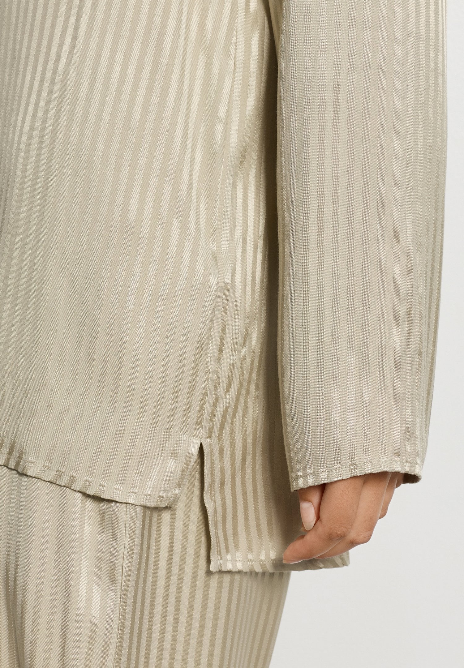 Sleep & Lounge L/SLV Bigshirt | olive stem 074857-072661 - Image 6