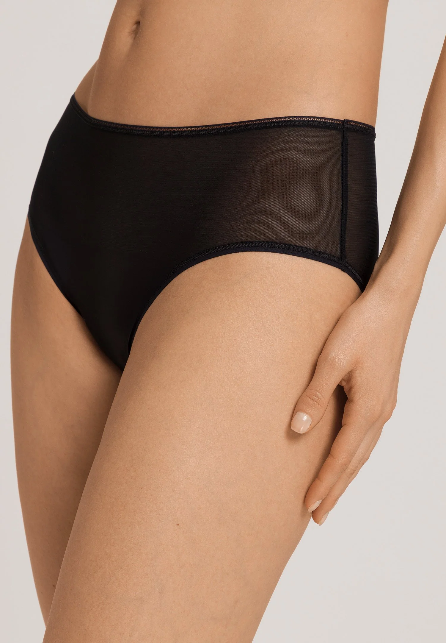 Smooth Illusion Maxi Briefs | black 070845-070019 - Image 6