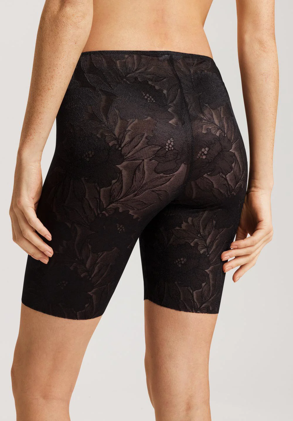 Tina Short Pants | black beauty 070923-072199 - Image 4