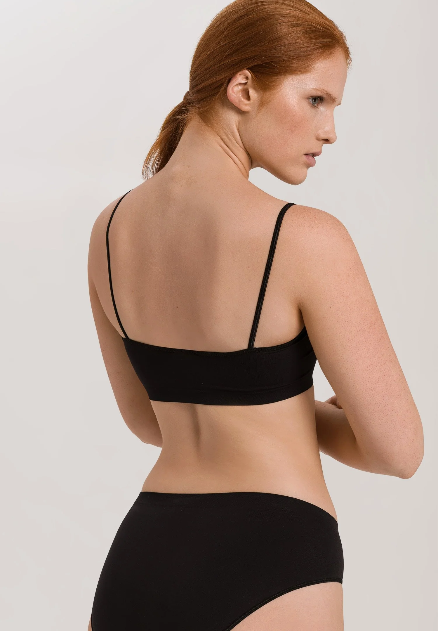 Touch Feeling Crop Top | black 071824-070199 - Image 4