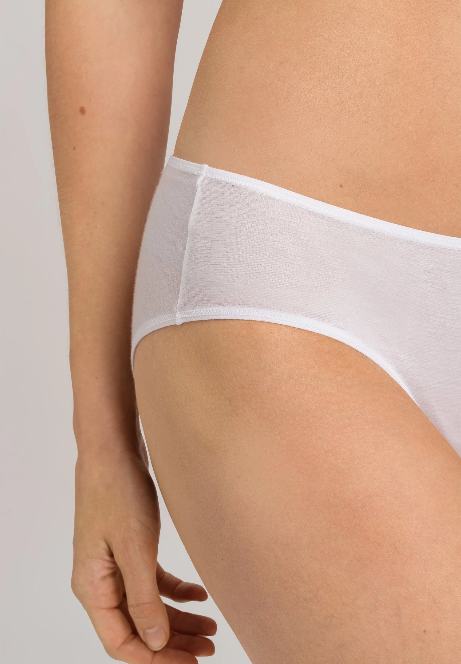 Ultralight Midi Briefs | white 071819-070101 - Image 6
