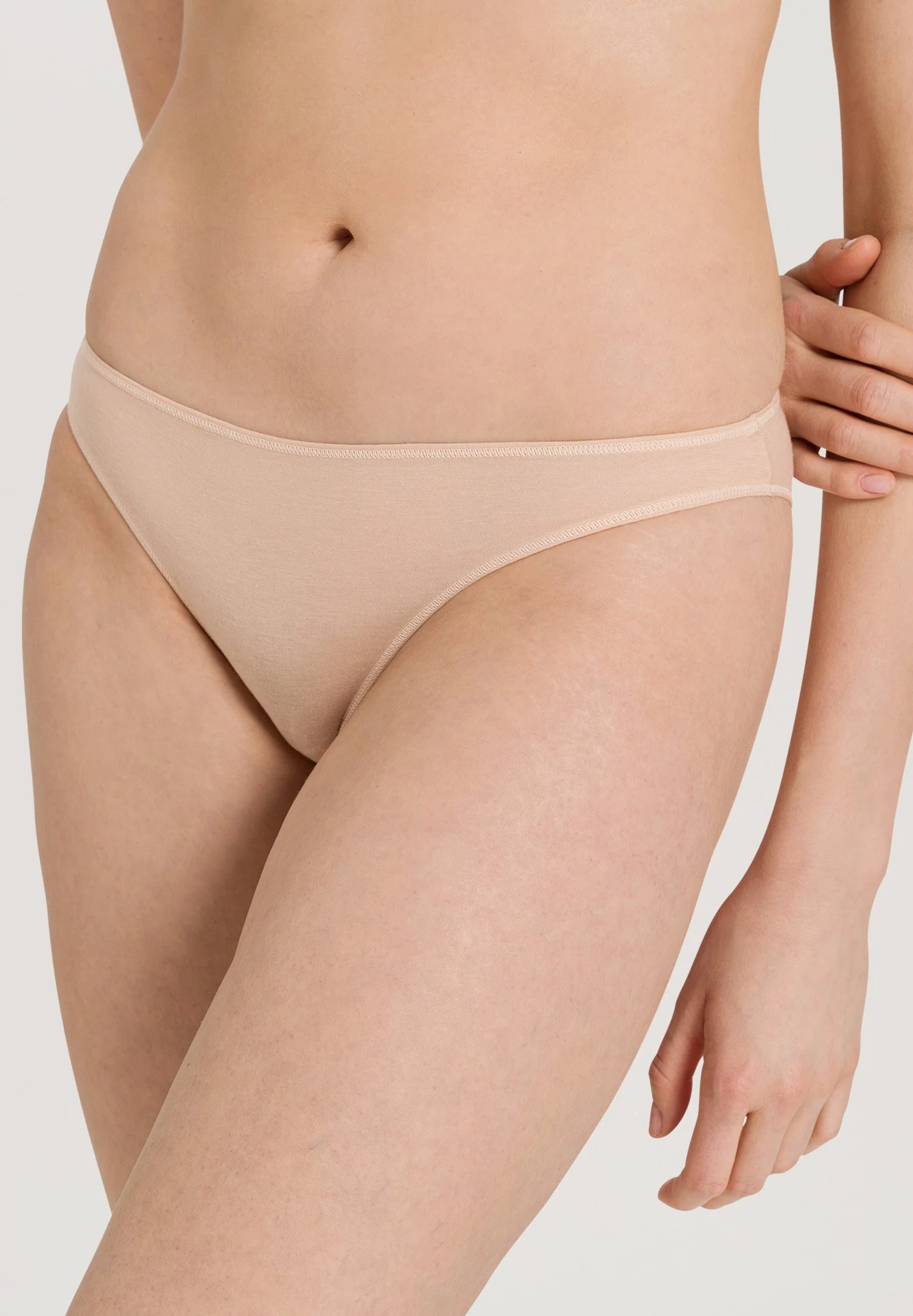 Ultralight Mini Briefs | beige 071818-070274 - Image 2
