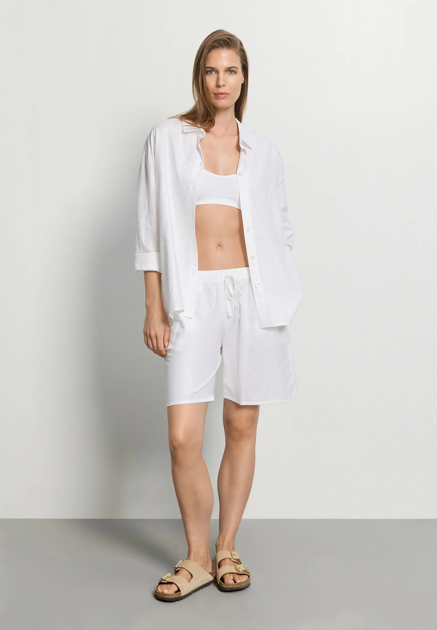 White Essentials Short Pants | white 078910-070101 - Image 5