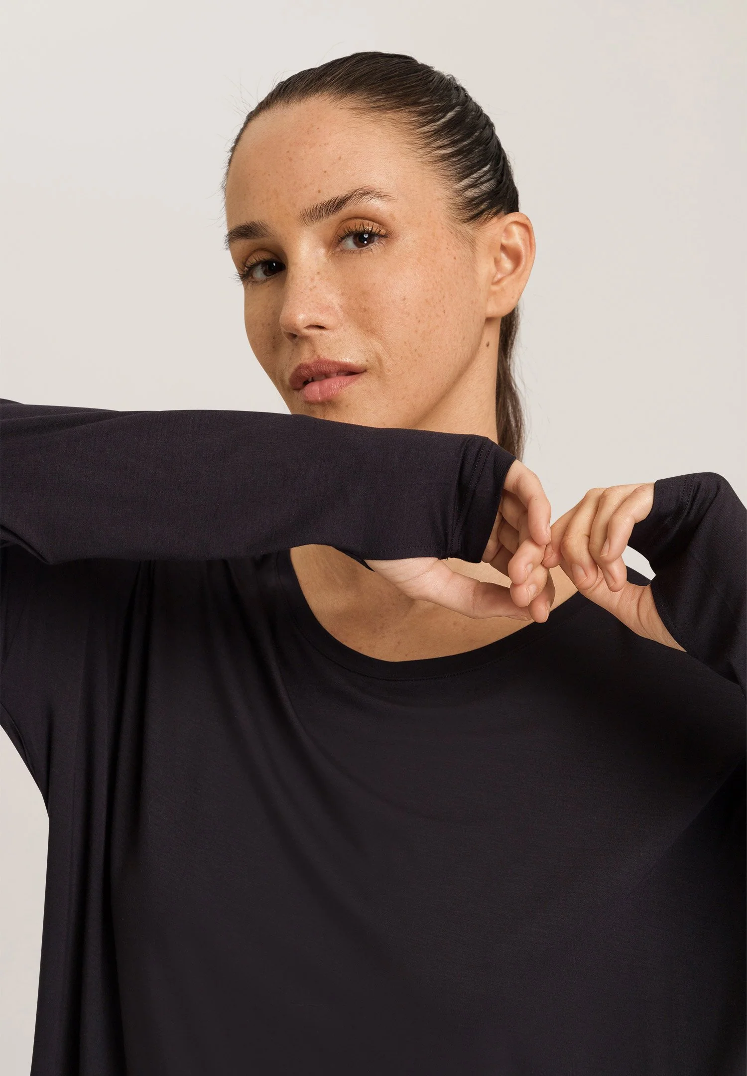 Yoga L/SLV Shirt | black beauty 078796-072199 - Image 6